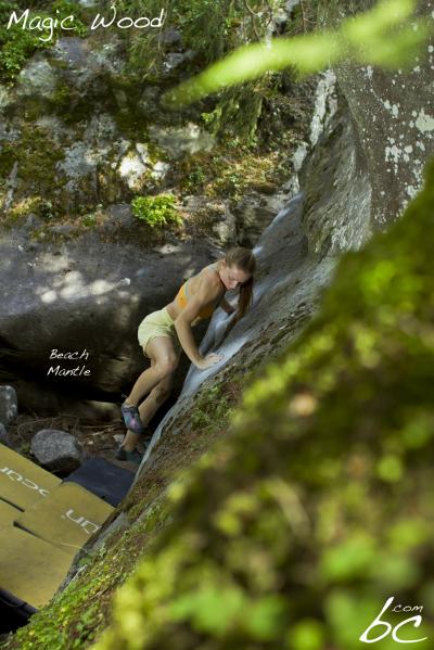 Jana in "Beach Mantle"
